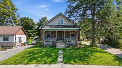 87 Bond Street, Orillia, ON, exterior