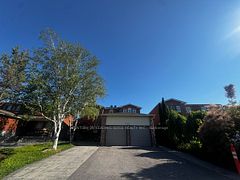 Bsmt - 129 Bernard Avenue, Richmond Hill, ON, exterior