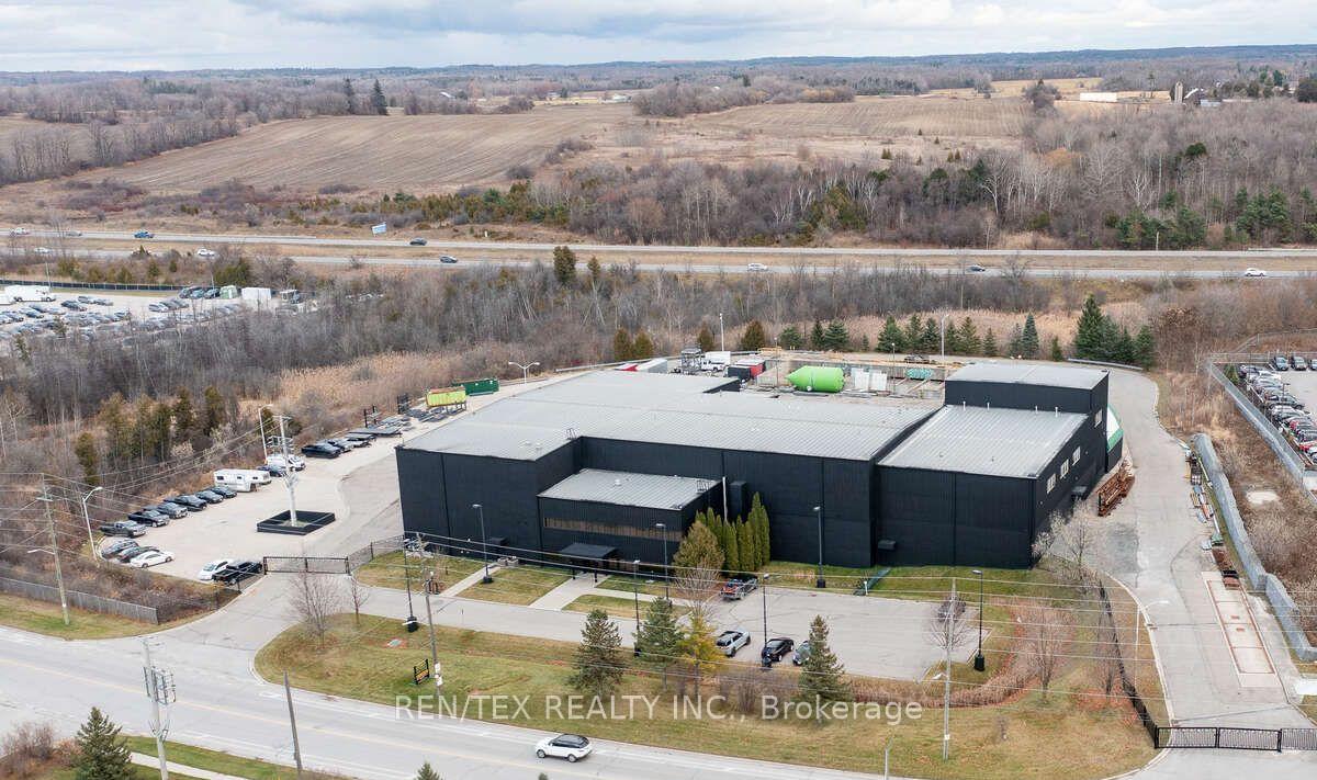 395 Harry Walker Parkway S, Newmarket, ON, exterior