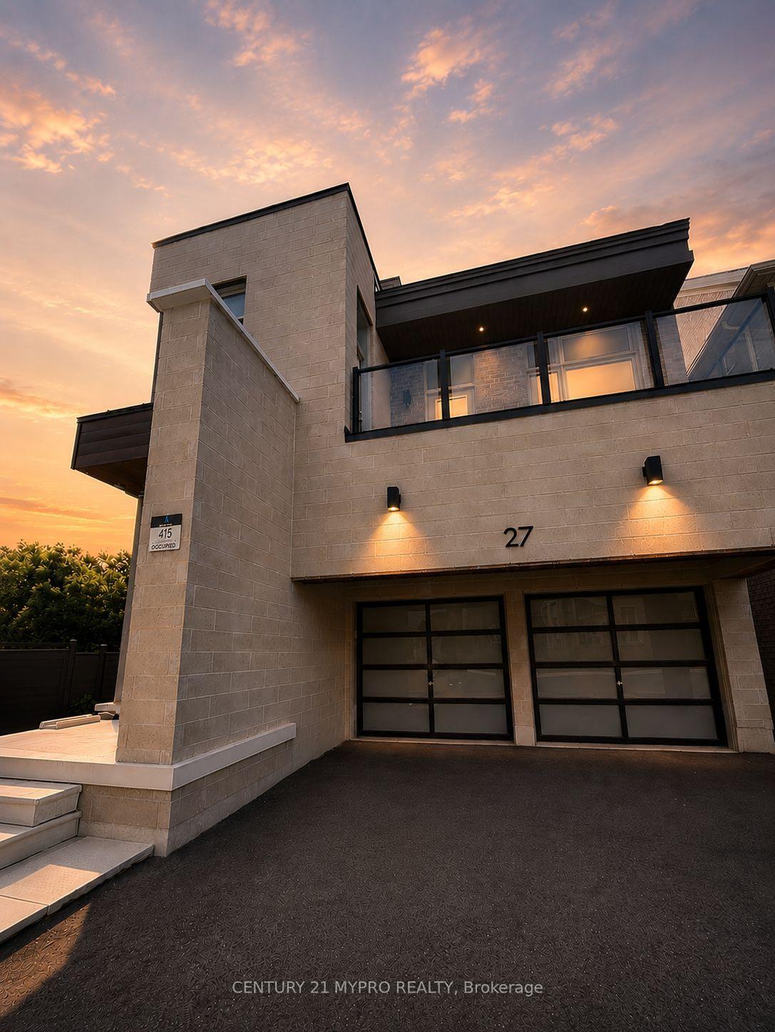 27 Milky Way Drive, Richmond Hill, ON, exterior