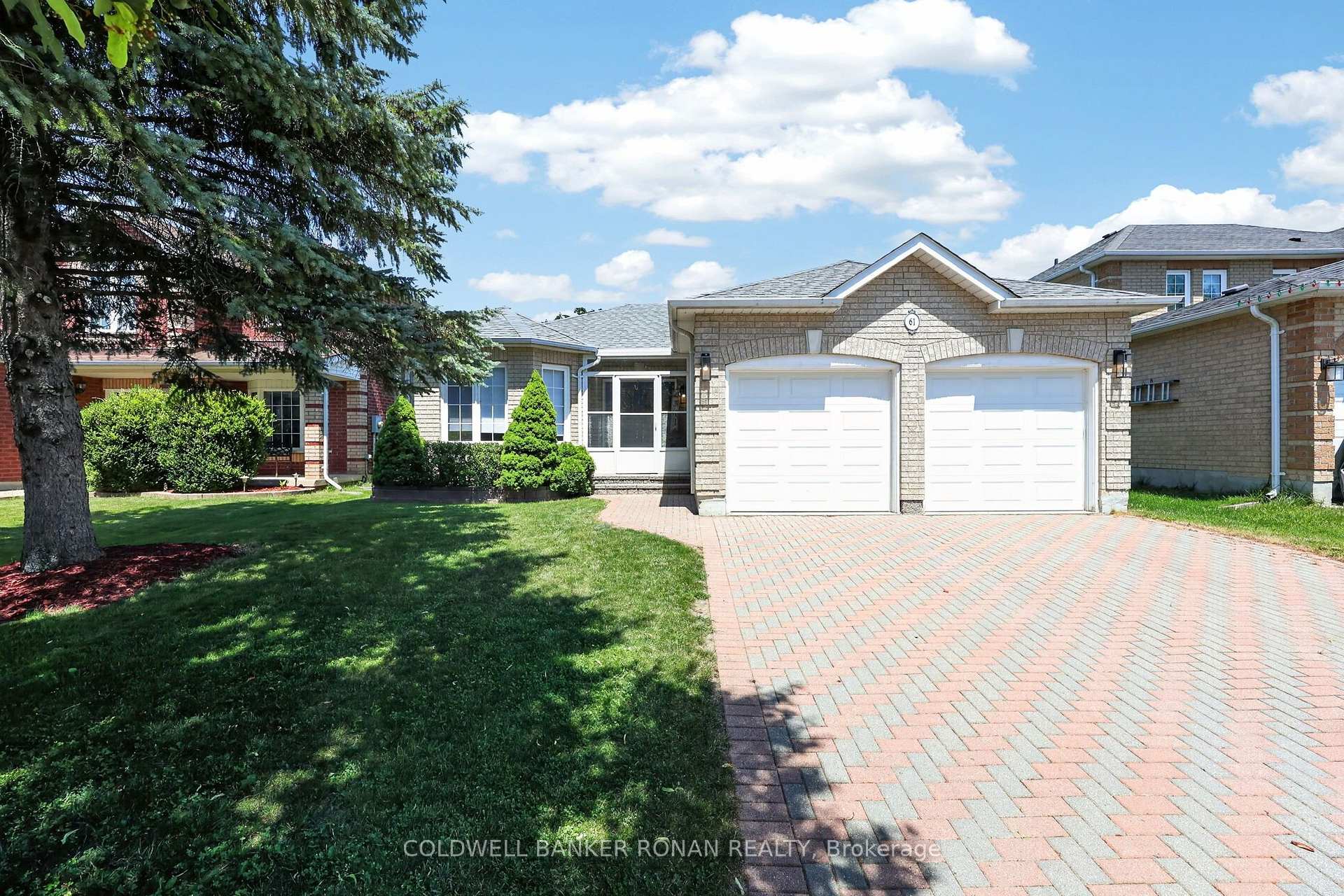 61 Darling Crescent, New Tecumseth, ON, exterior
