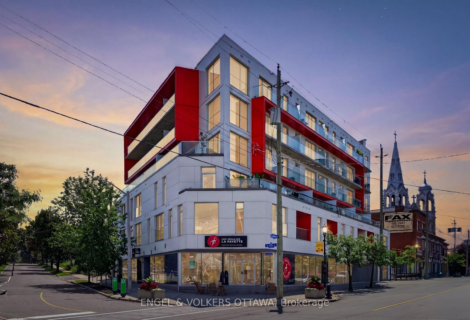 403 - 1000 Wellington Street W, West Centre Town, ON, exterior