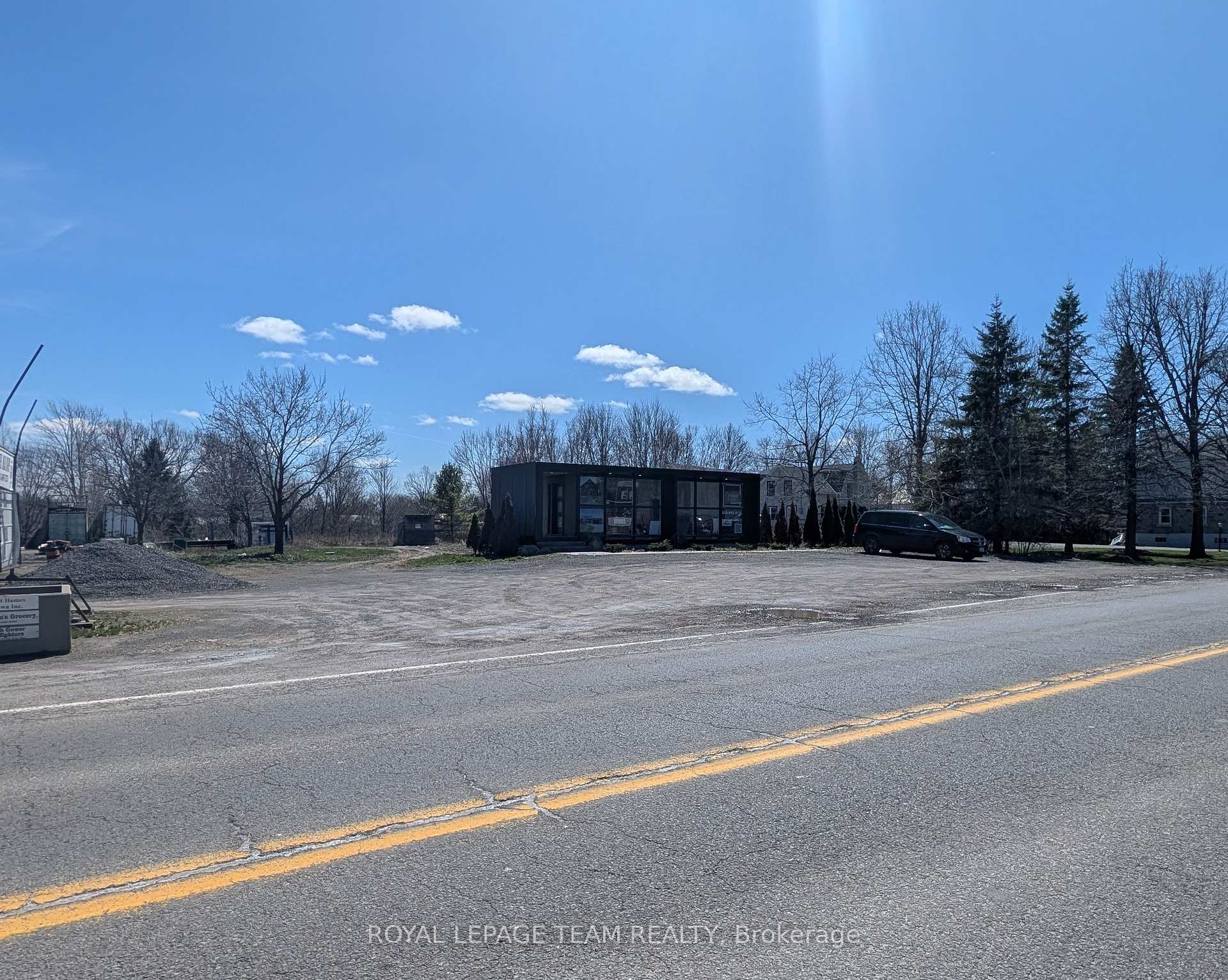 2300 Roger Stevens Drive, Manotick - Kars - Rideau Twp and Area, ON, exterior