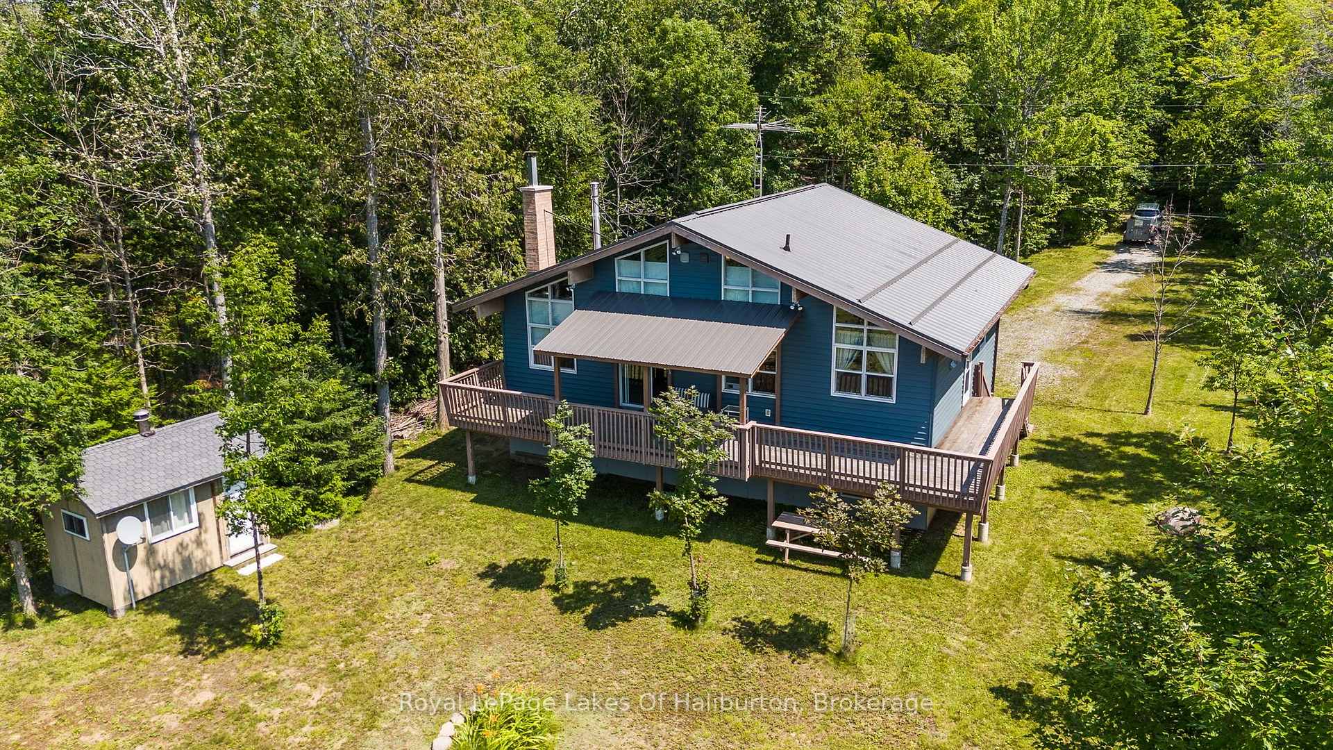 1020 Granite Lane, Highlands East, ON, exterior