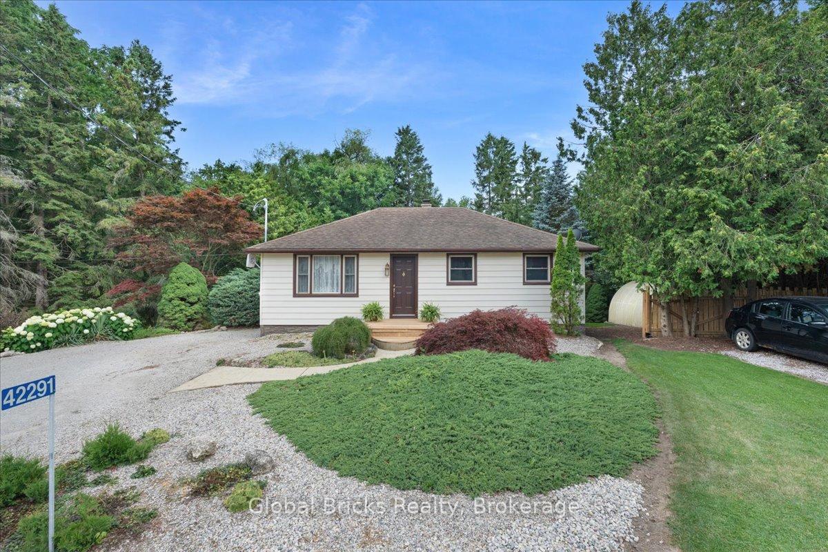 42291 John Wise Line, Central Elgin, ON, exterior