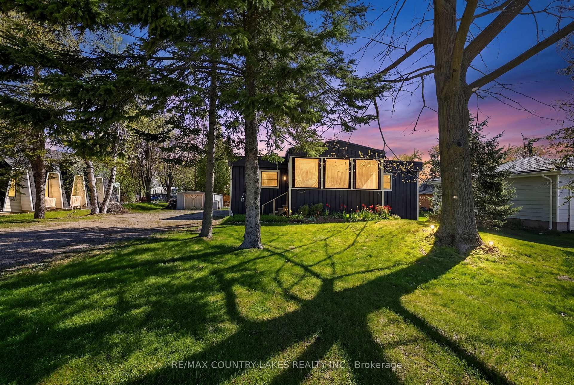 19 Poplar Crescent, Ramara, ON, exterior
