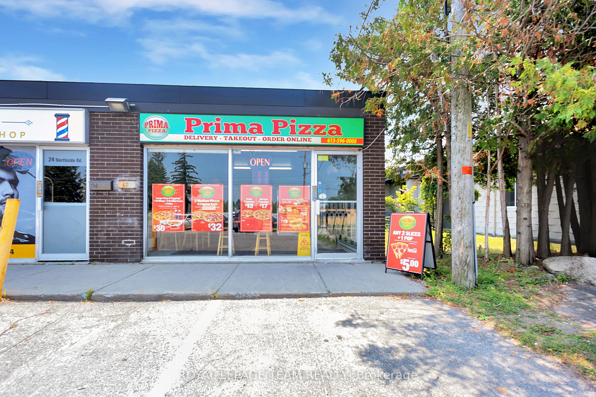 26 Northside Road, Bells Corners and South to Fallowfield, ON, exterior