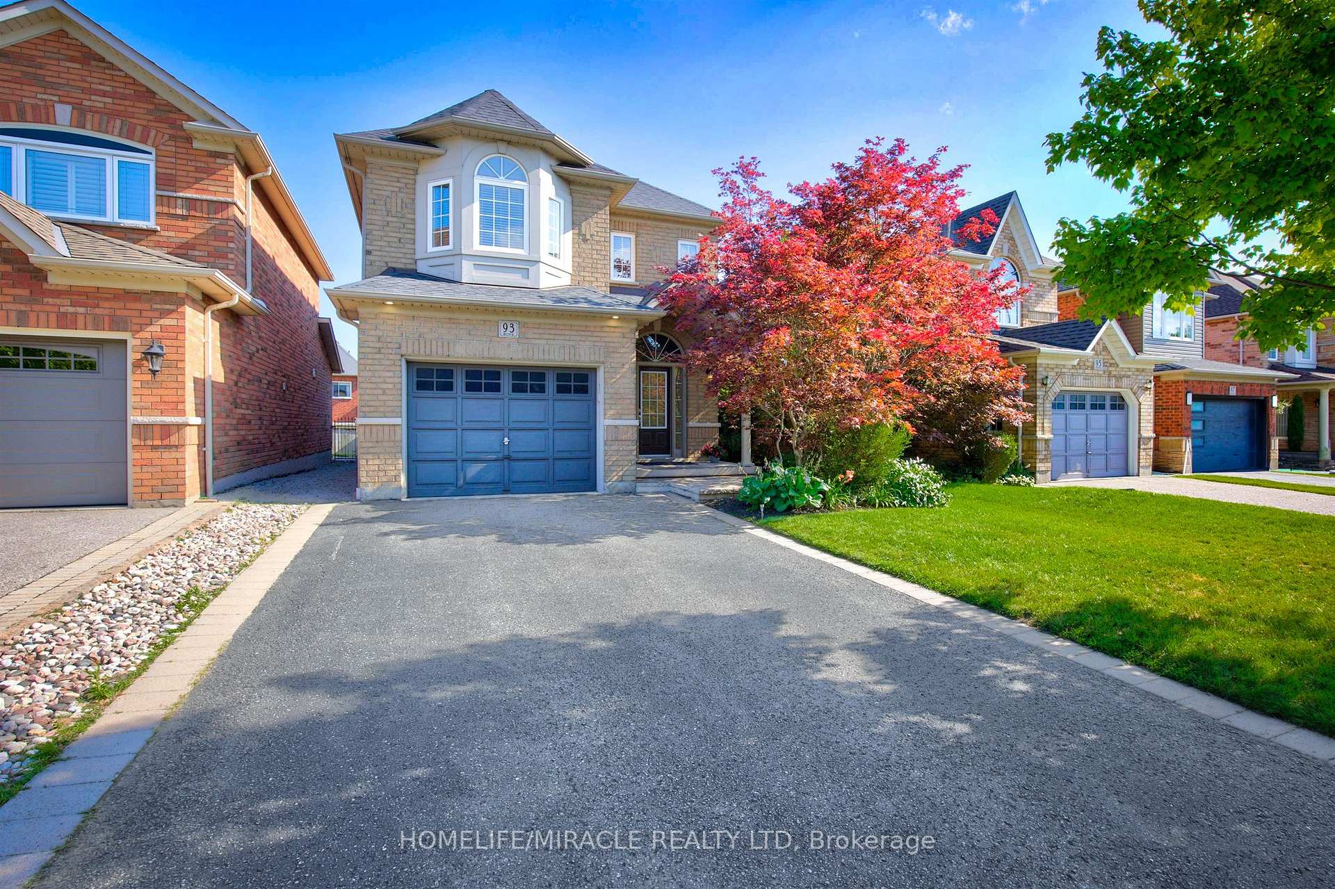 93 Scepter Place, Whitby, ON, exterior