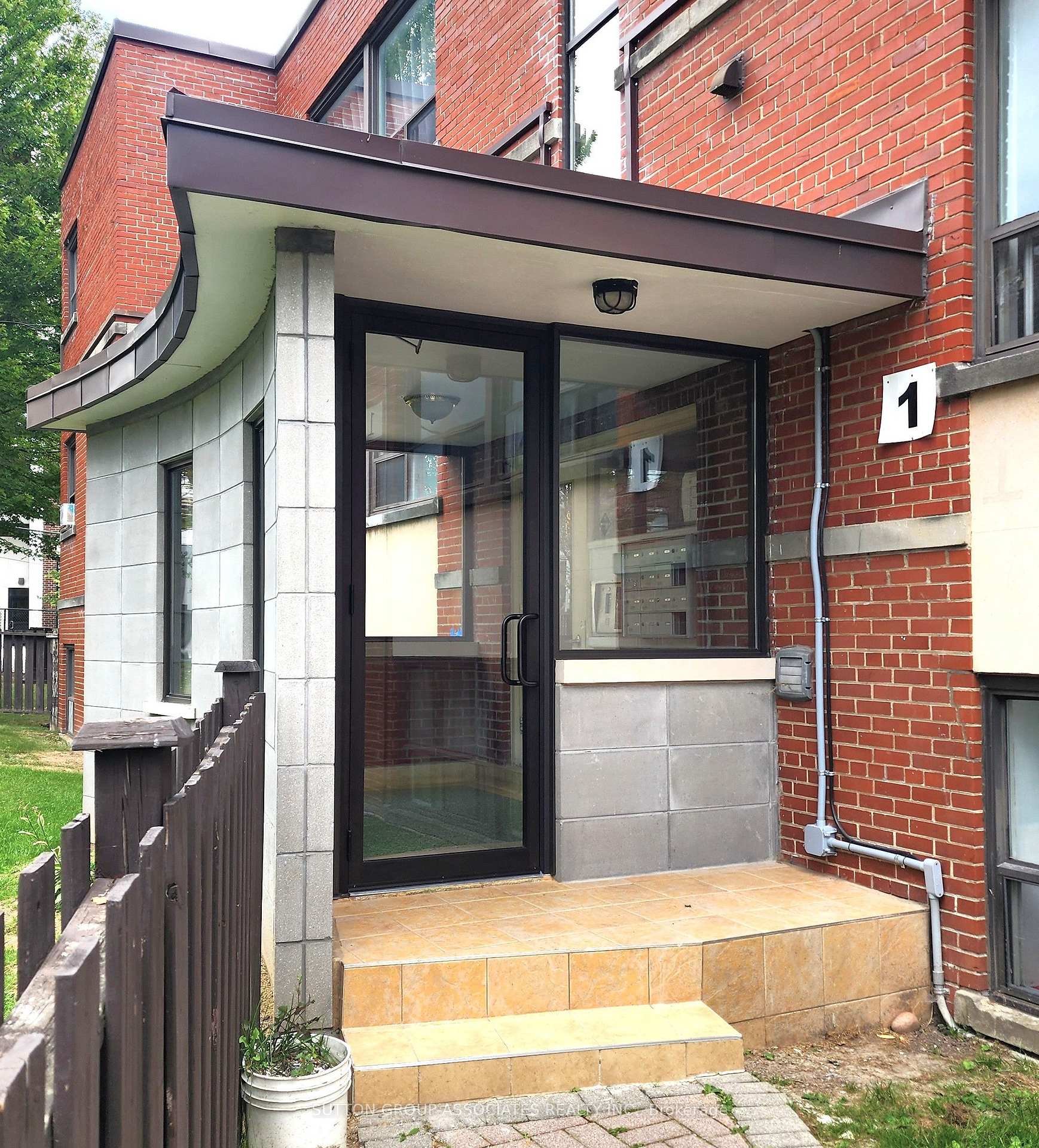 202 - 1 Greenbrook Drive, Toronto W04, ON, exterior