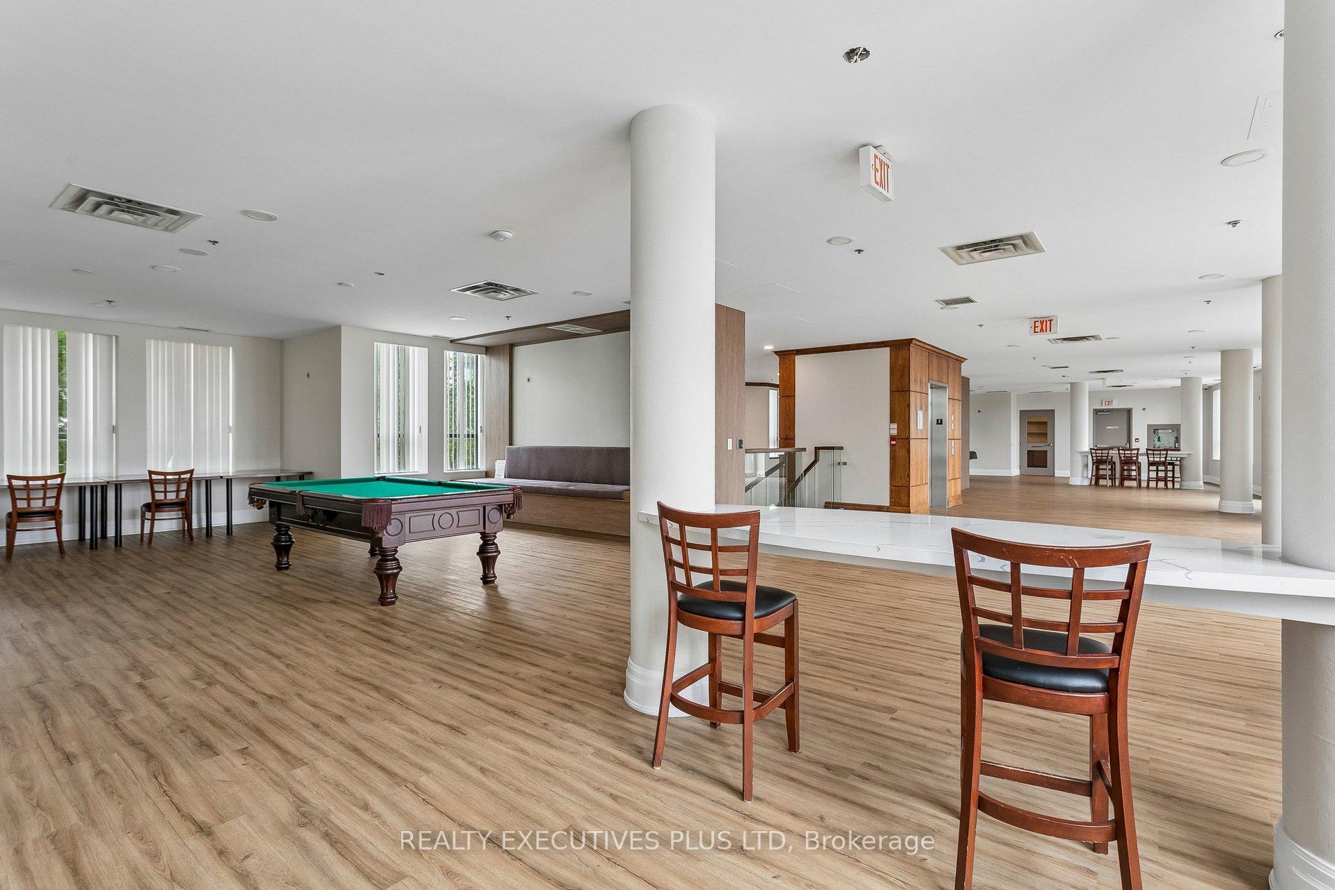 1902 - 4850 Glen Erin Drive, Mississauga, ON, exterior