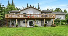 1833 Eagle Lake Road, Dysart et al, ON, exterior