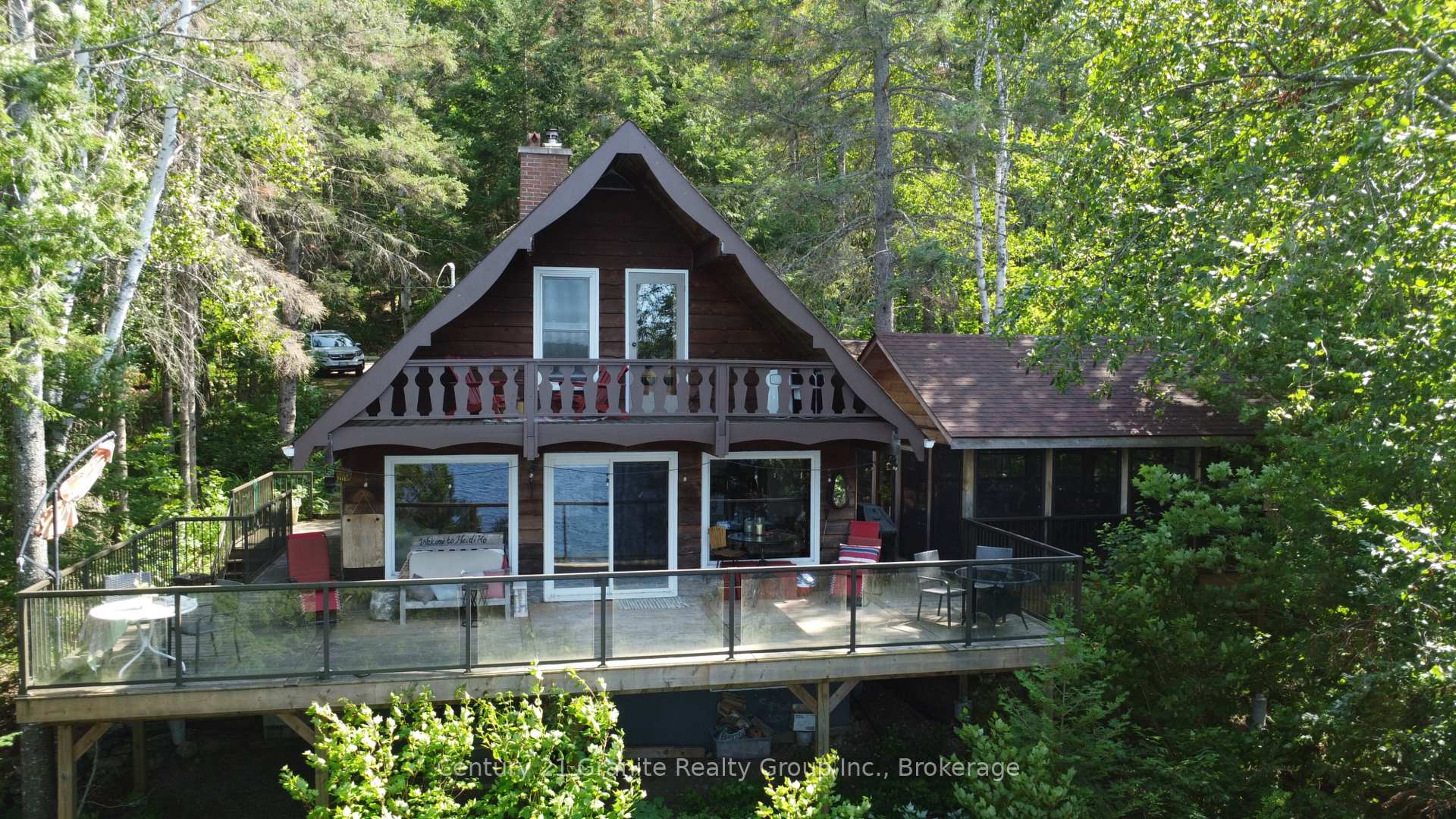 1038 Broken Paddle Road, Dysart et al, ON, exterior