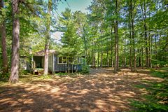 341 Tiny Beaches Road N, Tiny, ON, exterior