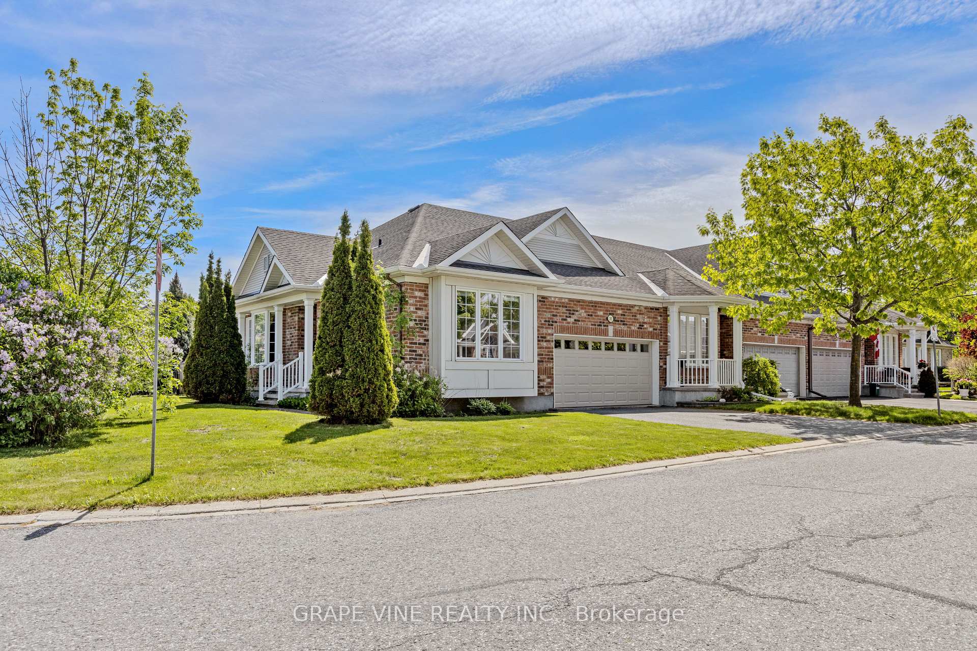201 Ramelton Private, Barrhaven, ON, exterior