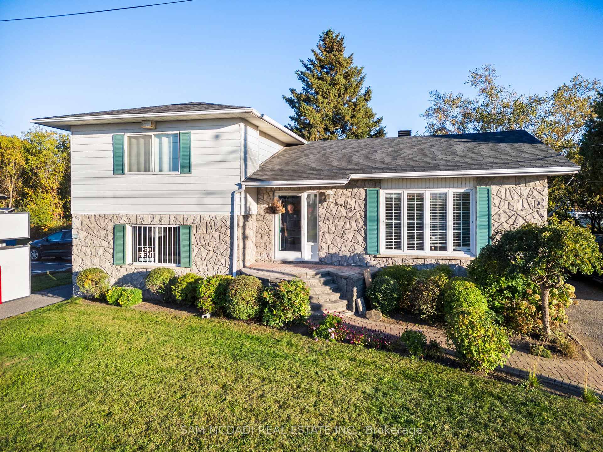 2705 Laurier Street, Clarence-Rockland, ON, exterior