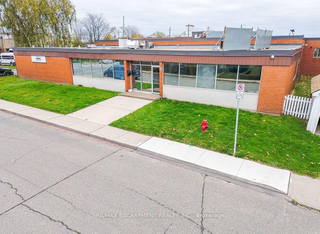 42 Niagara Street, Hamilton, ON, exterior