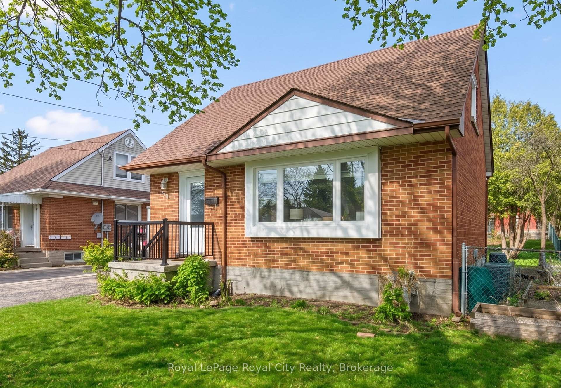 103 William Street, Guelph, ON, exterior