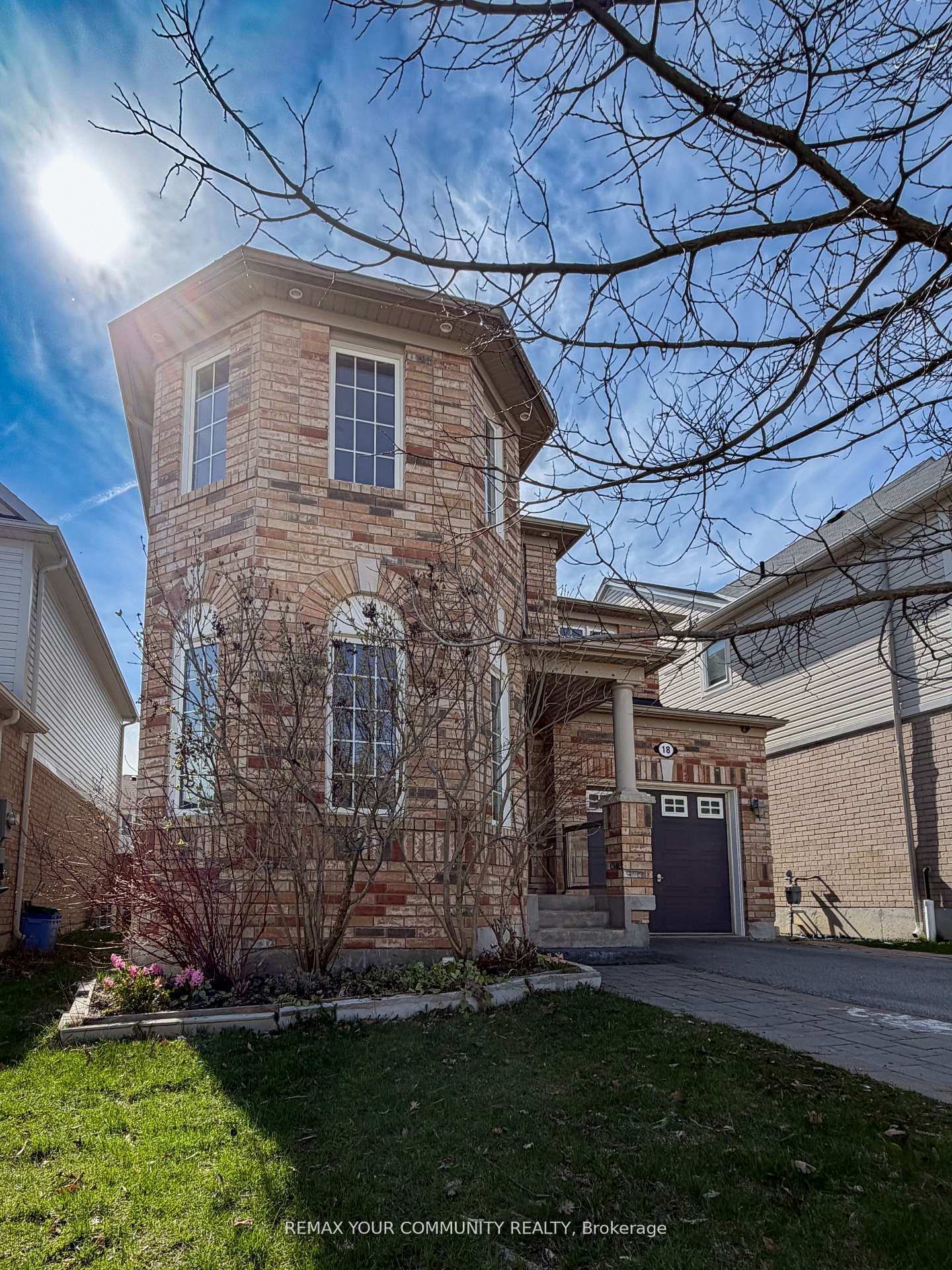 18 Gordon Drive, New Tecumseth, ON, exterior