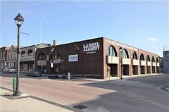 55 Dickson Street, Cambridge, ON, exterior