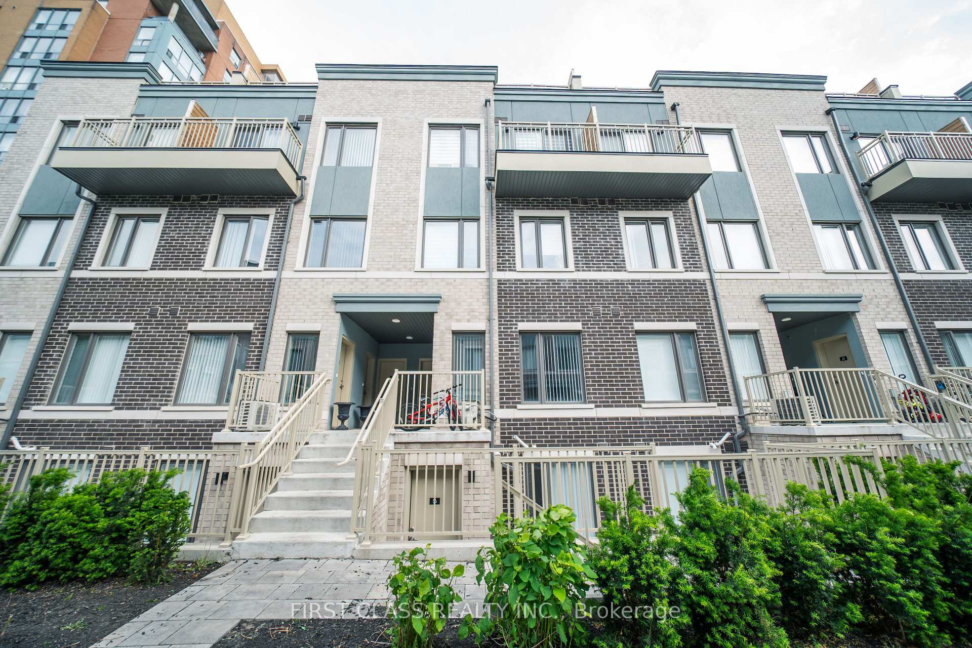 56 - 5 William Jackson Way, Toronto W06, ON, exterior