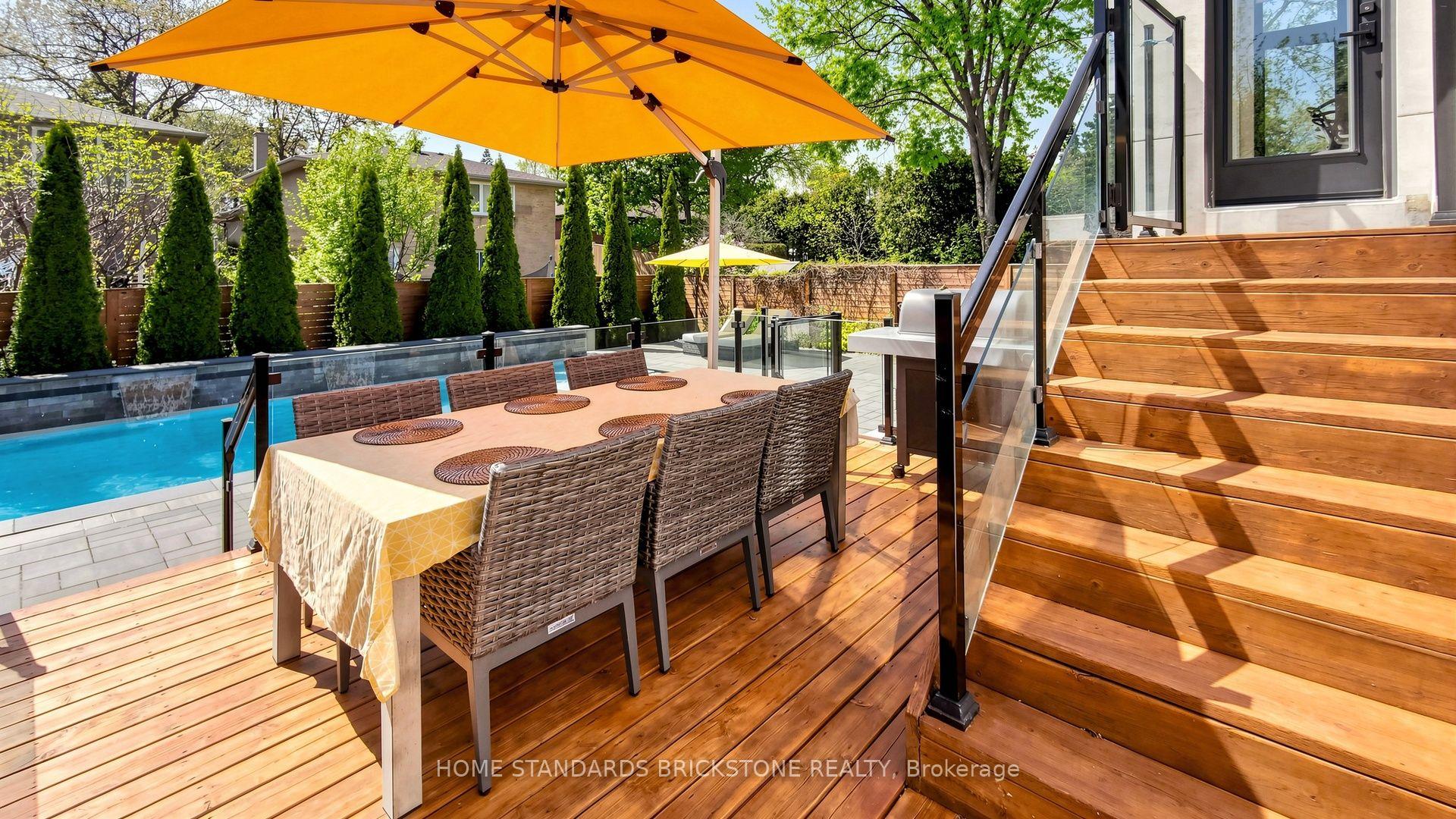 215 Salterton Circle, Vaughan, ON, exterior
