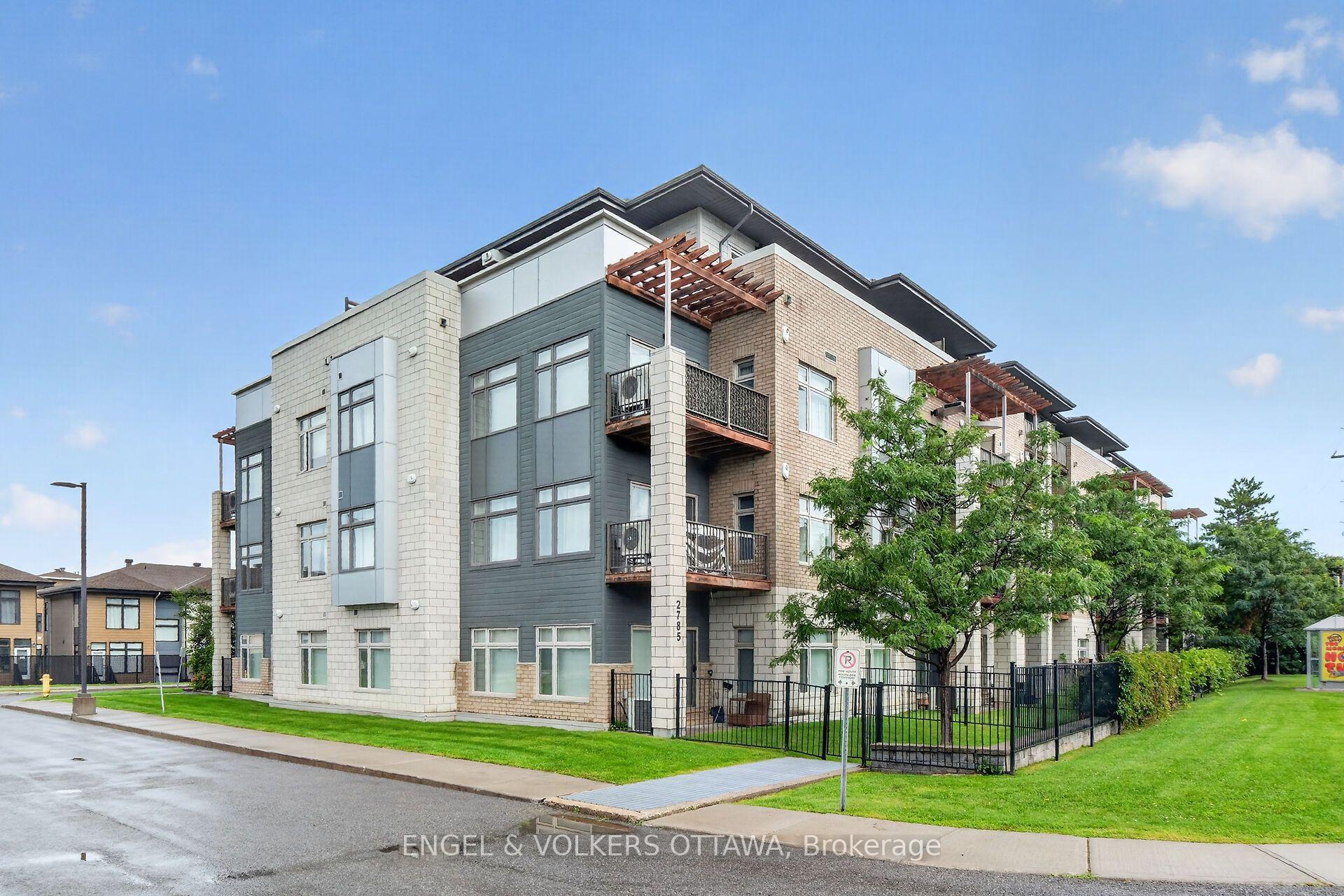 310 - 2785 Baseline Road, Parkway Park - Queensway Terrace S and Area, ON, exterior