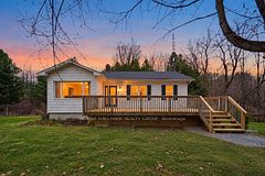 17 Kenney Road, Rideau Lakes, ON, exterior