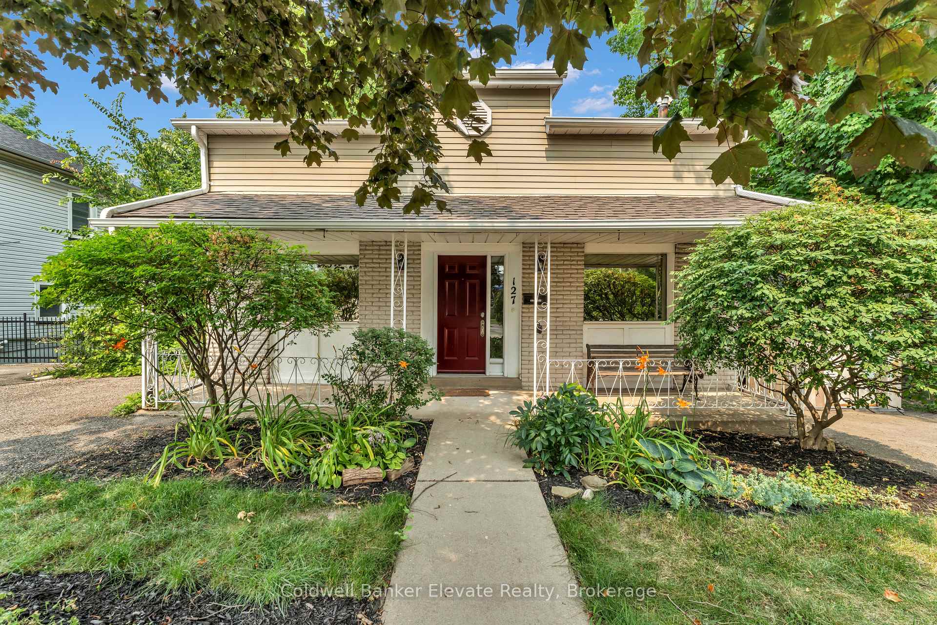 127 Main Street S, Halton Hills, ON, exterior
