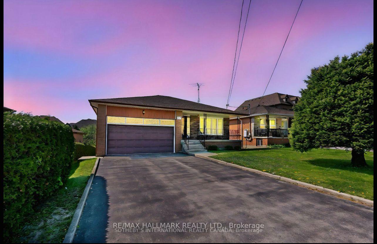 227 Elgin Mills(MAIN FLOOR) Road W, Richmond Hill, ON, exterior