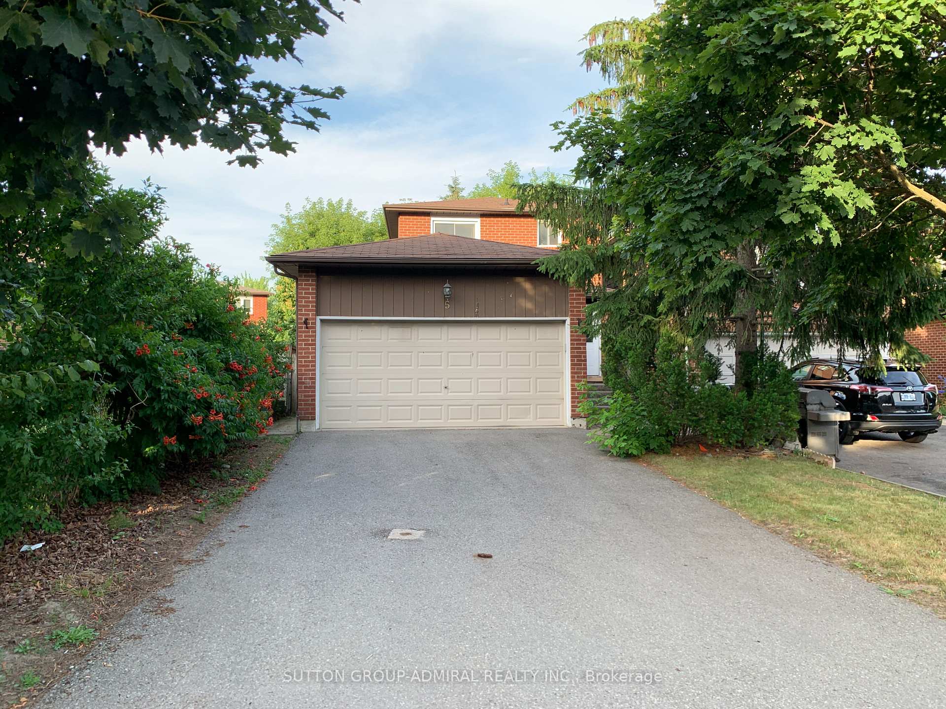 bsmt - 5 Coventry Court, Richmond Hill, ON, exterior