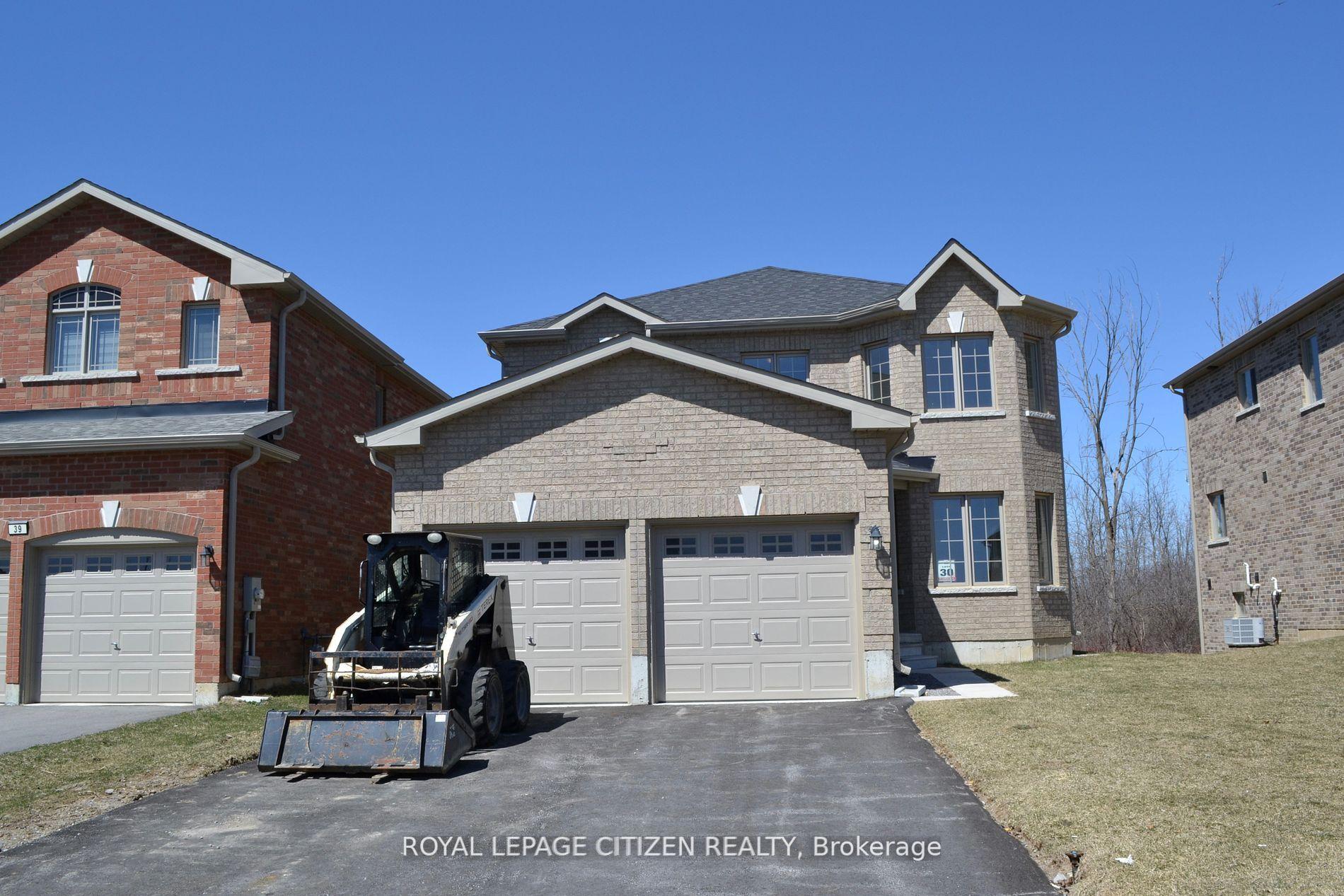 41 Carew Boulevard, Kawartha Lakes, ON, exterior