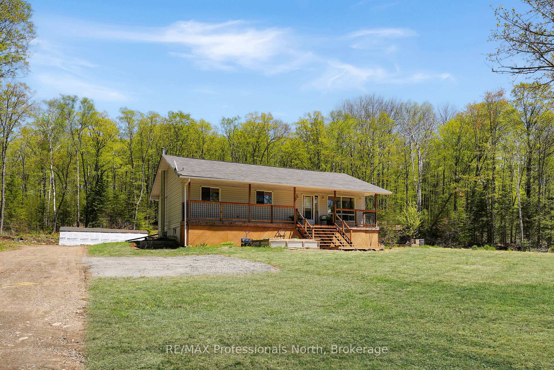 1244 Clement Lake Road, Highlands East, ON, exterior
