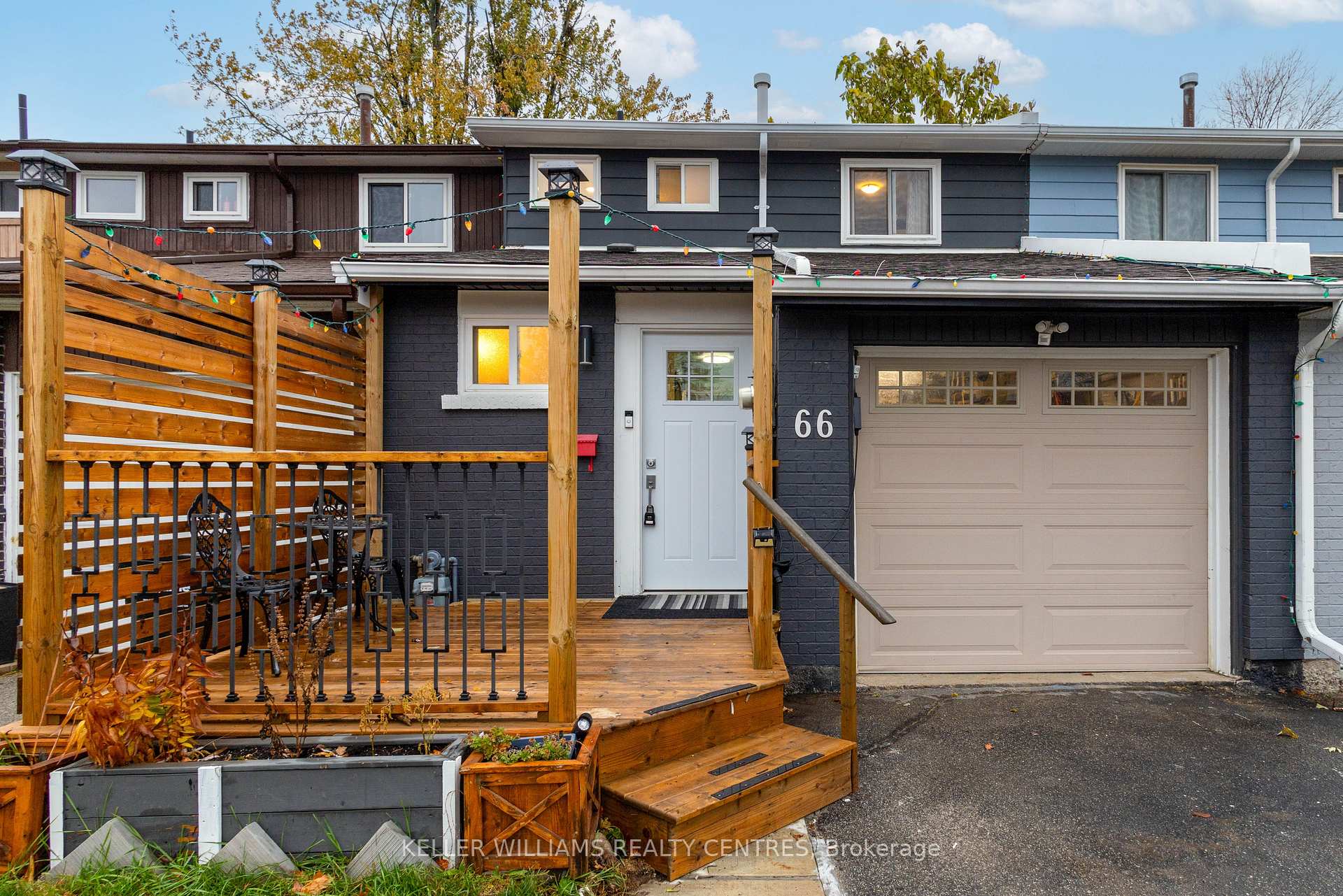 66 Chaucer Crescent, Barrie, ON, exterior