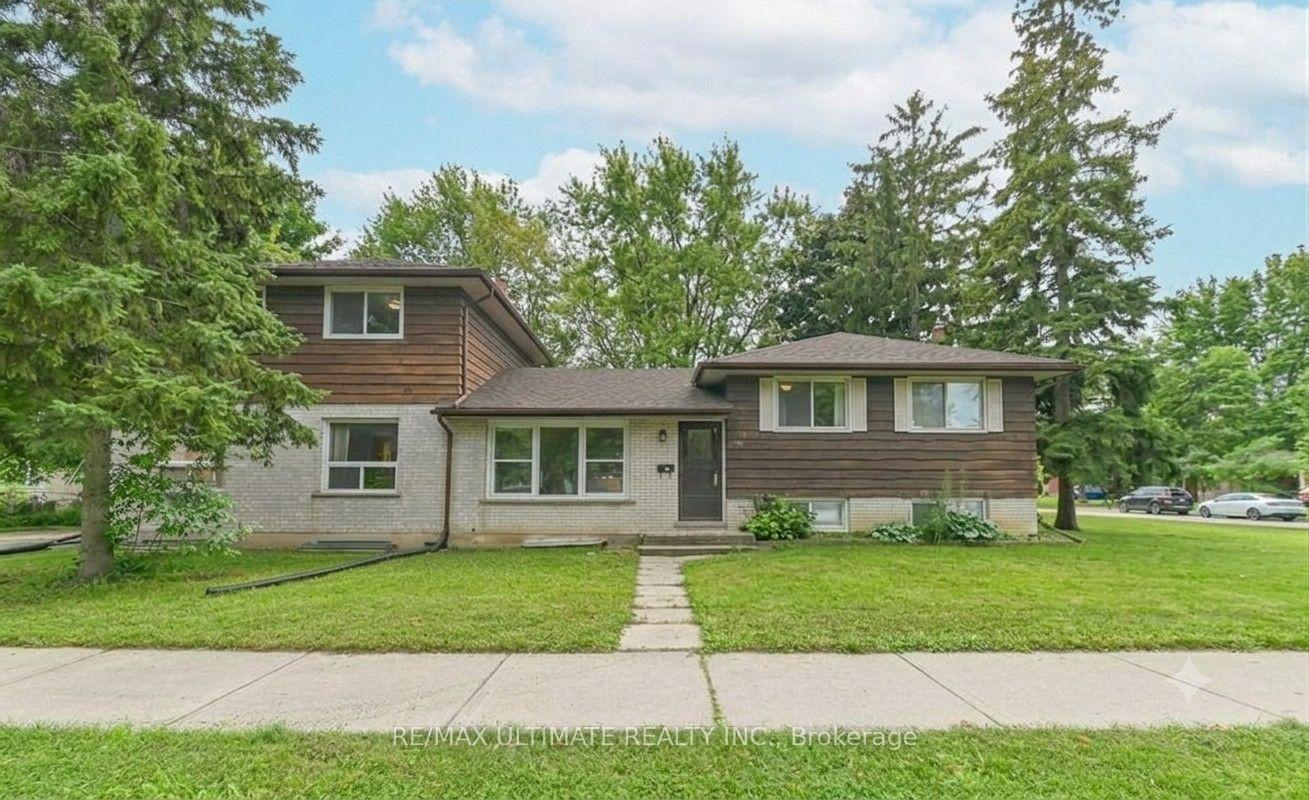 367 Holly Street N, Waterloo, ON, exterior