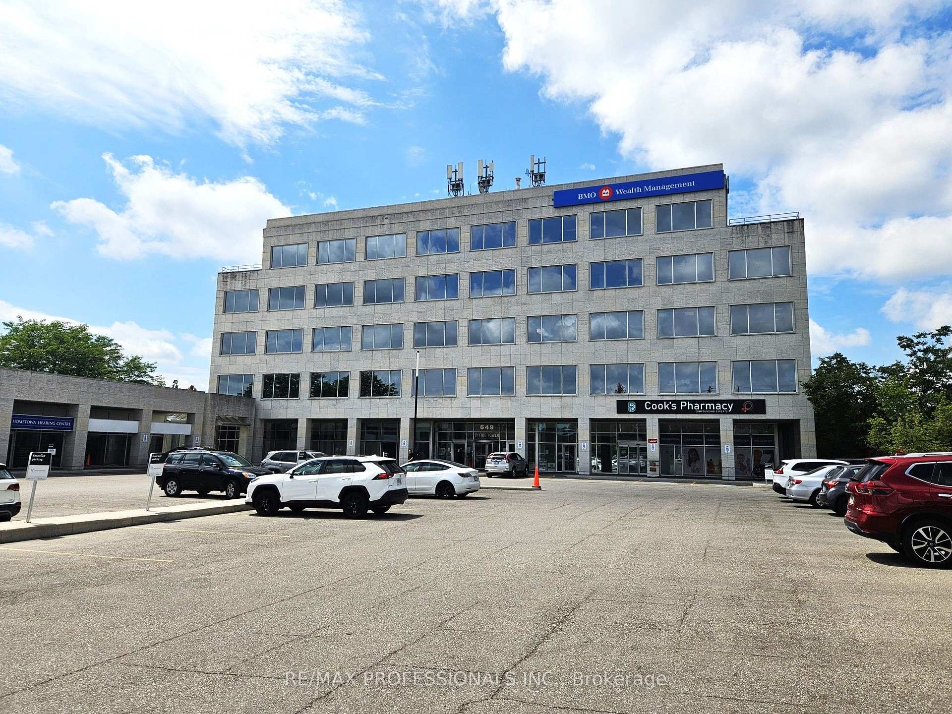 2B - 649 Scottsdale Drive, Guelph, ON, exterior