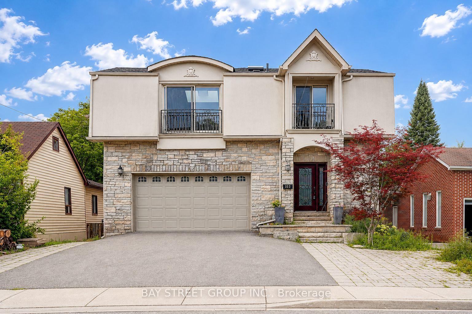 103 Lake Avenue, Richmond Hill, ON, exterior