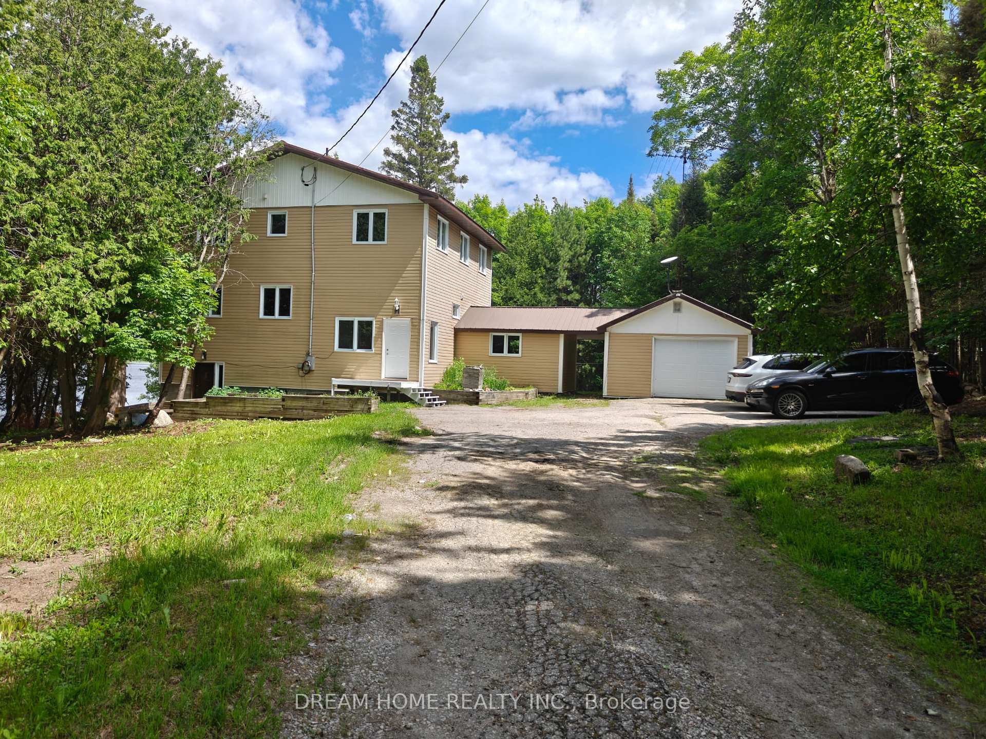 150 Hillside Lake Road, North Bay, ON, exterior