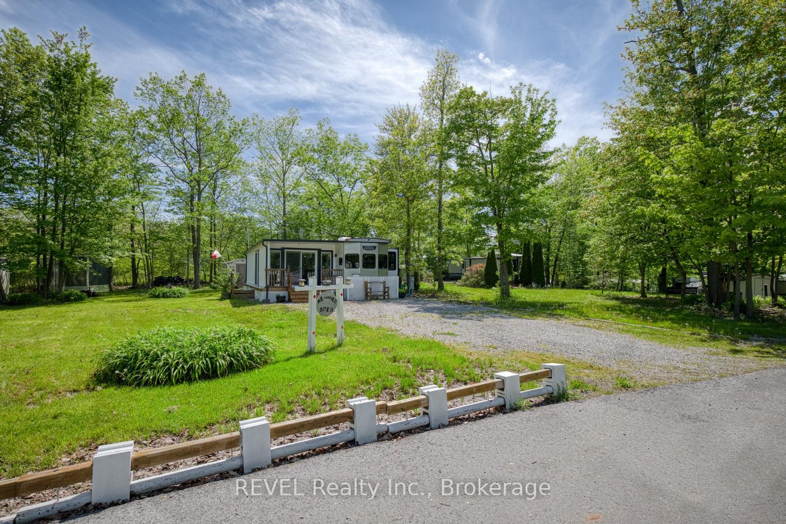 11 - 2325 Victoria Avenue, Pelham, ON, exterior