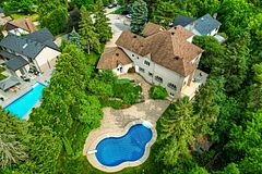 14 Meadow Heights Court, Vaughan, ON, exterior