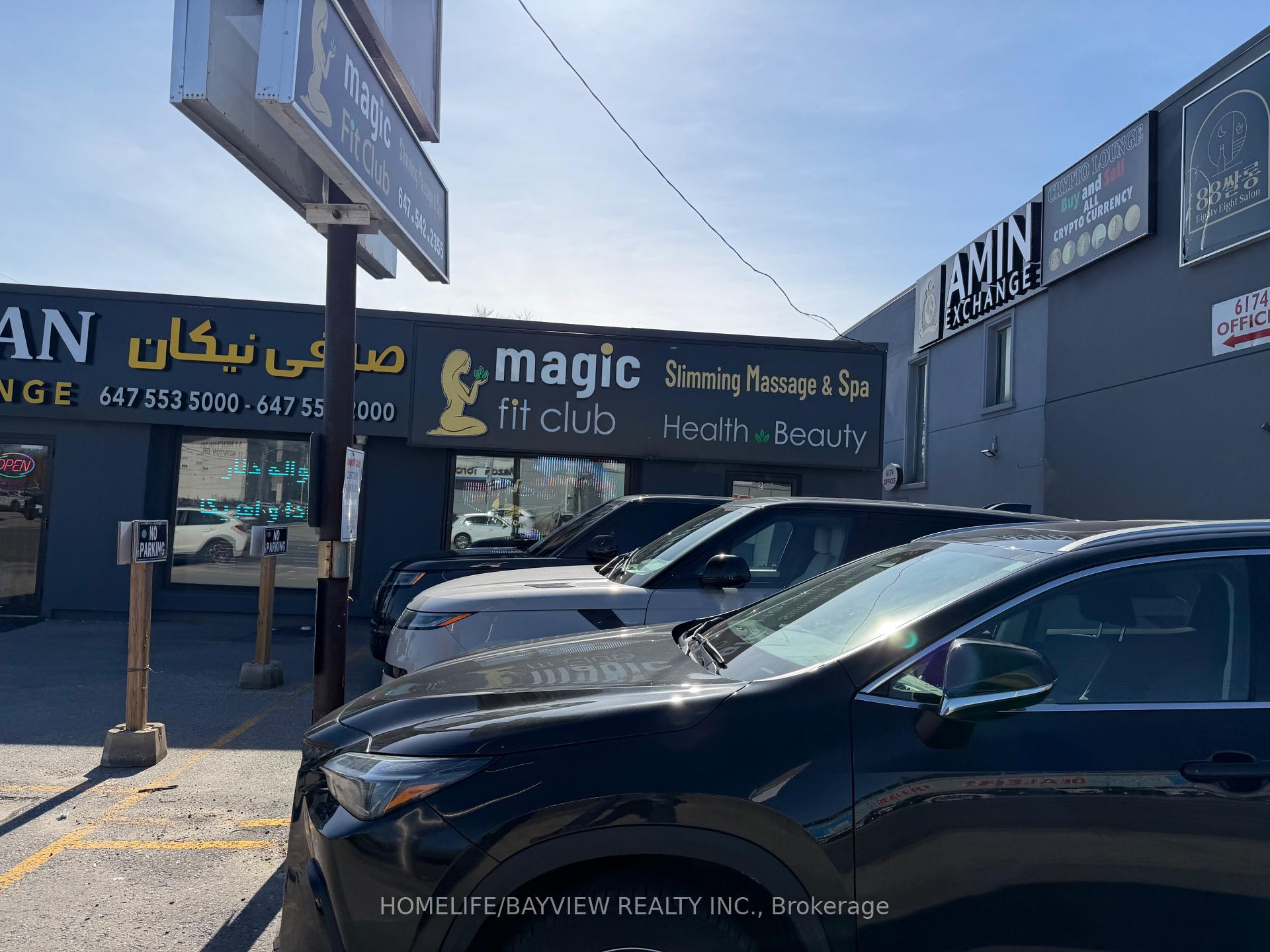 6166 Yonge Street, Toronto C07, ON, exterior