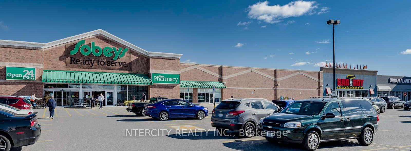 300W - 1615 Dundas Street E, Whitby, ON, exterior