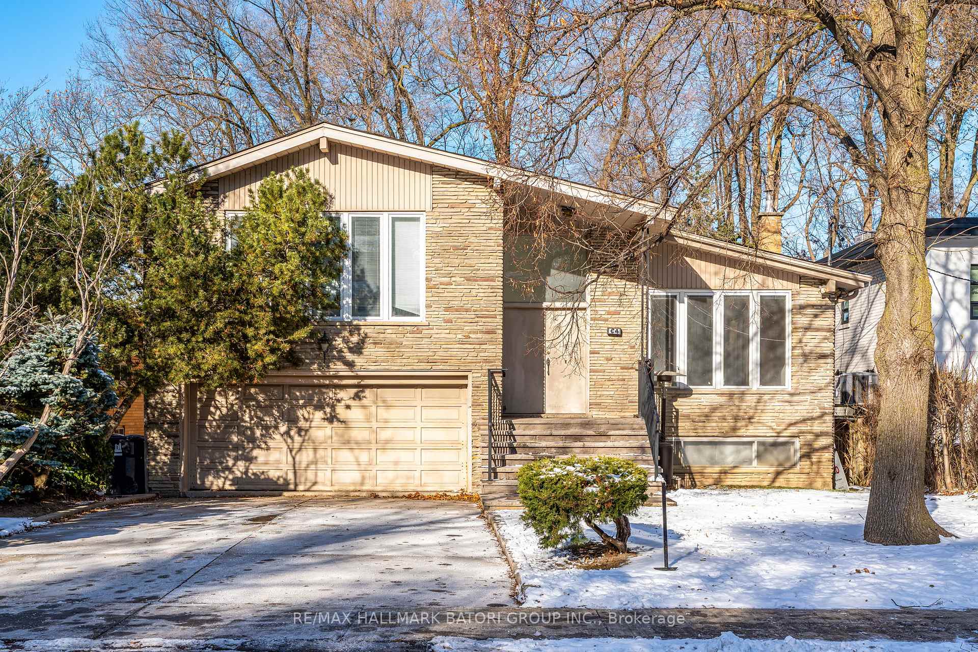 64 Prue Avenue, Toronto C04, ON, exterior