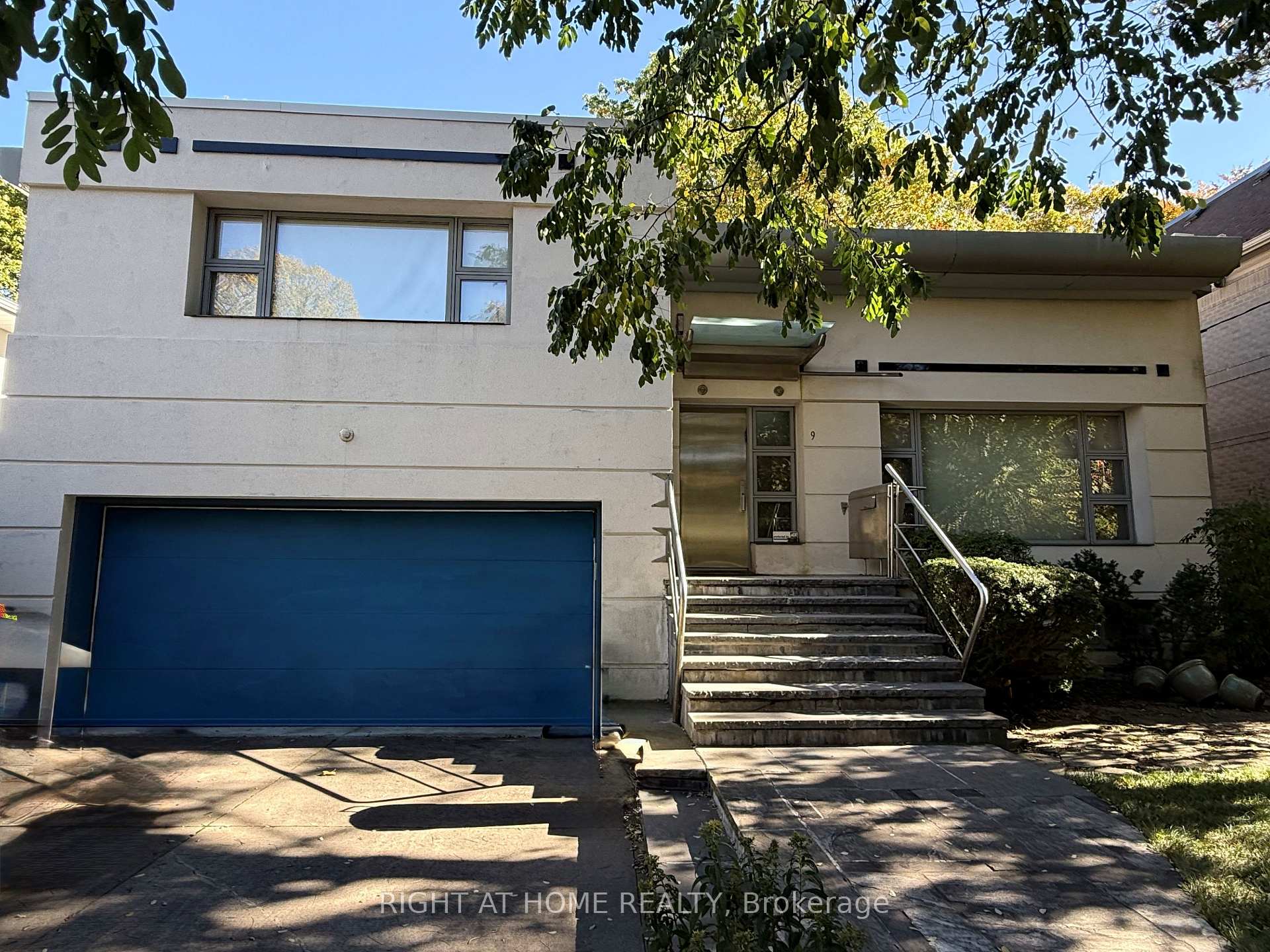 9 Saguenay Avenue, Toronto C04, ON, exterior
