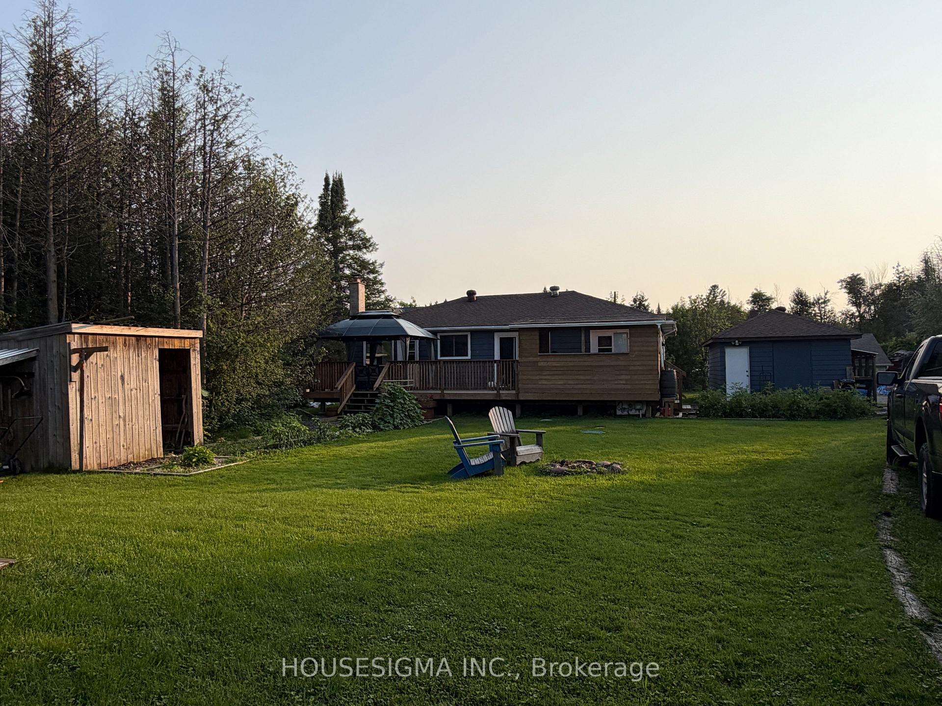 16 Mazepa Place, Oro-Medonte, ON, exterior