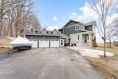 90 Aragon Road, Kingston, ON, exterior