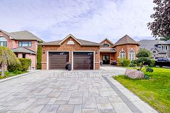 585 Holgate Circle, Newmarket, ON, exterior