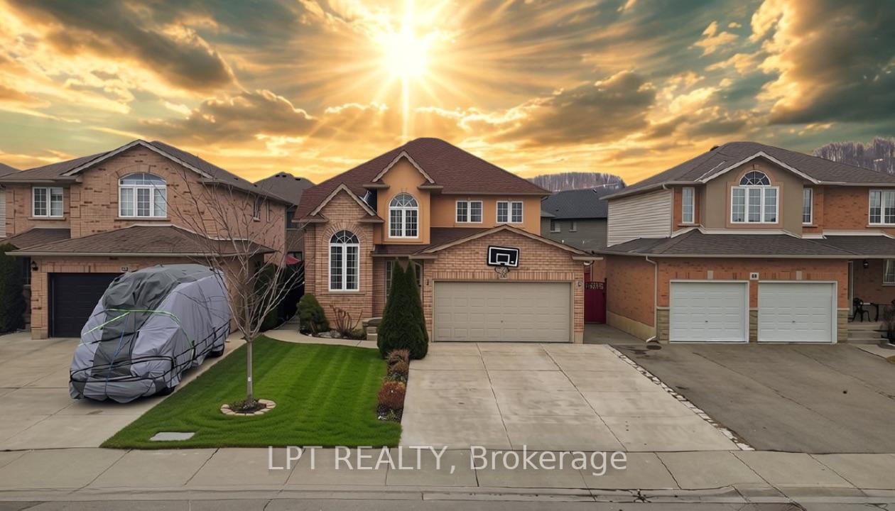 48 Nashville Circle, Hamilton, ON, exterior