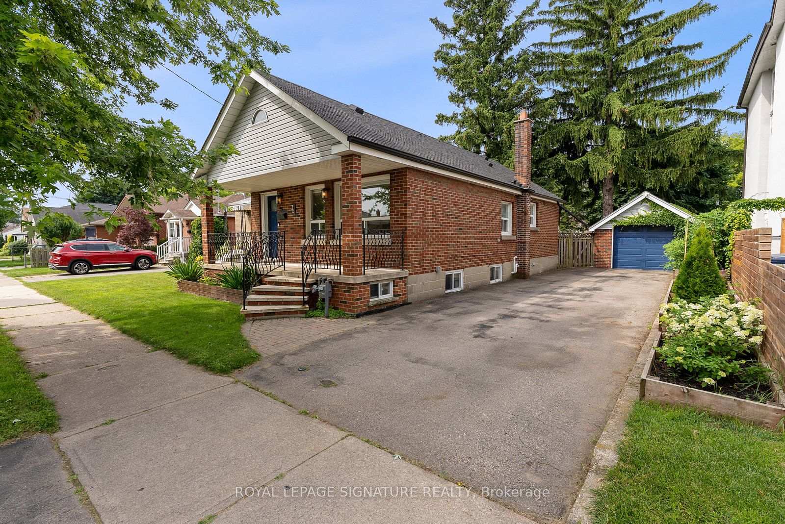 76 Foch Avenue, Toronto W06, ON, exterior