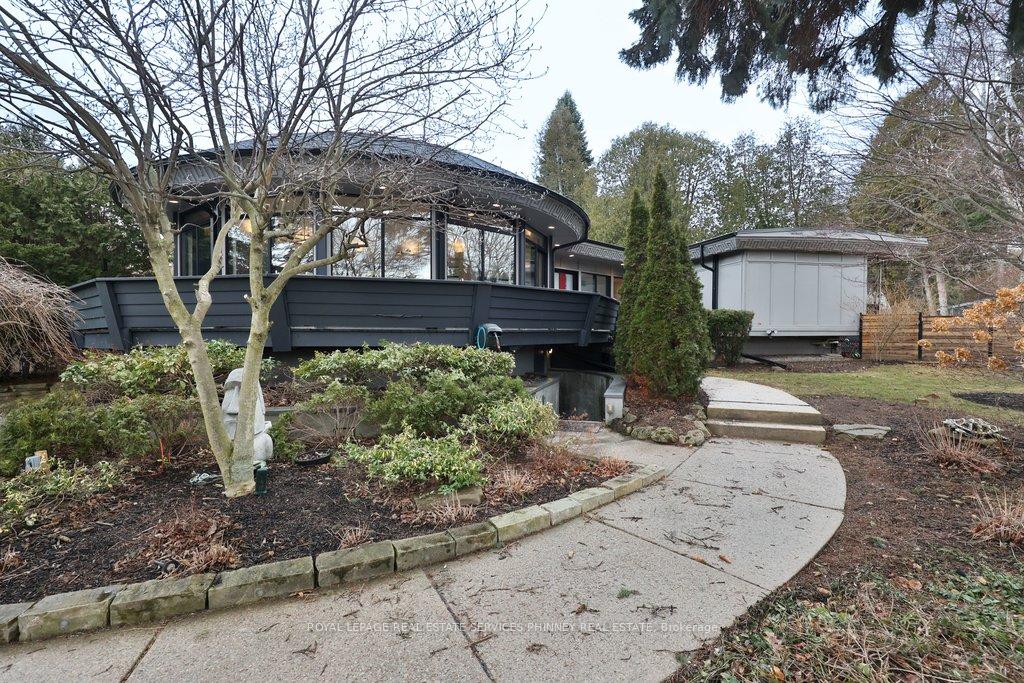1352 Nocturne Court, Mississauga, ON, exterior