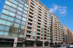 810 - 238 Besserer Street, Lower Town - Sandy Hill, ON, exterior